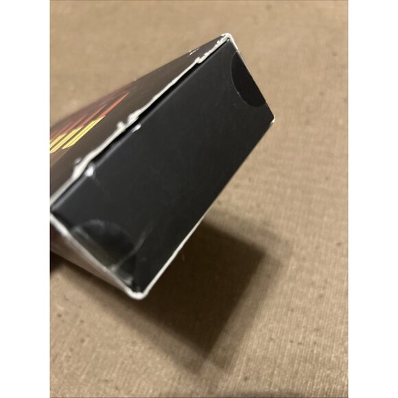 ULTRAFLESH Perfect Reds Set Of 6 Mini Lipsticks Matte & Sheer New In Sealed Box - Picture 4 of 8